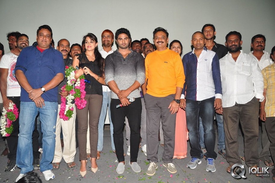 Aadu-Magadura-Bujji-Success-Meet